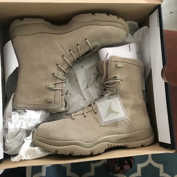 jordan future boots tan